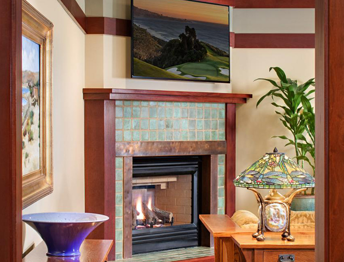 Thorsen Suite Entrance Fireplace